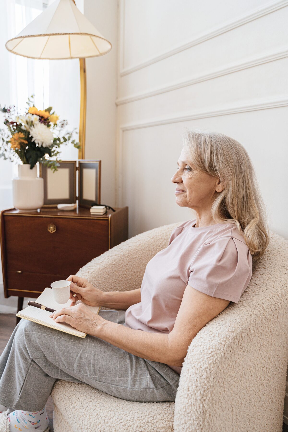 Social media management for menopause clinics by Dolly Social